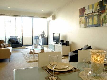 Boutique Stays - Elwood Village Apartment - Mackay Tourism 0