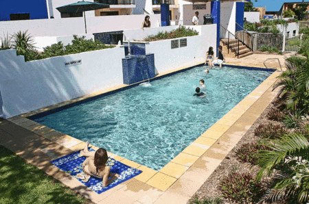 Kacys Bargara Beach Motel - Mackay Tourism 5