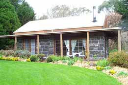The Studio Bed And Breakfast - Mackay Tourism 0