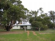 Barrahead Cottage - Mackay Tourism 0