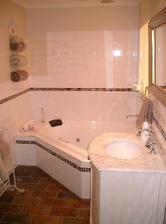 Heatherington Cottage - Mackay Tourism 2
