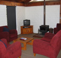 The Glen Farm Cottages - Mackay Tourism