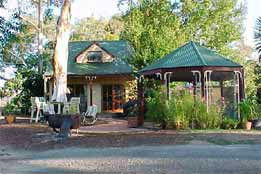 Yarrowee Cottage - Mackay Tourism 0