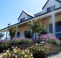 Canadian Lodge - Mackay Tourism
