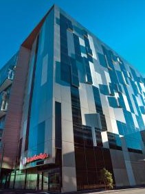 Travelodge Docklands - Mackay Tourism 3