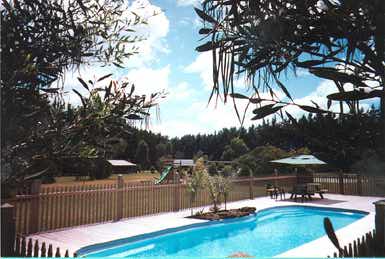 Maroo Park Cottages - Mackay Tourism 3