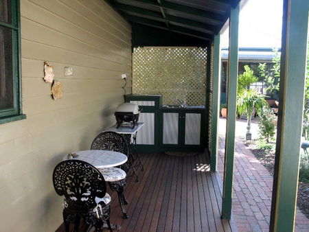 Trafalgar Cottage - Mackay Tourism 4