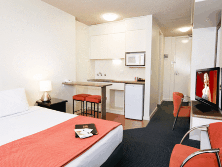 City Limits Hotel Apartments - Mackay Tourism 0