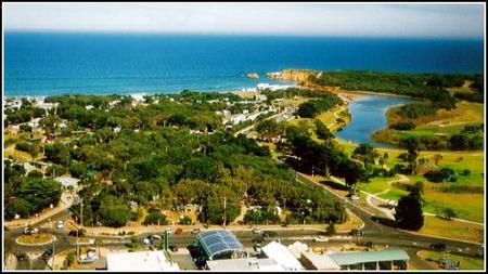 Torquay Foreshore Caravan Park - Mackay Tourism 0