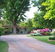 Aarinda Holiday Apartments - Mackay Tourism