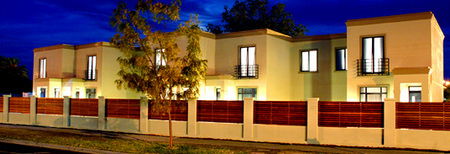 May Park Executive Apartments - Mackay Tourism 3