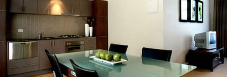May Park Executive Apartments - Mackay Tourism 5