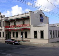 Mitchell River Tavern - Mackay Tourism