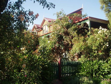 Hudspeth House Bed And Breakfast - Mackay Tourism 1