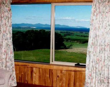 Waratah Park Country House - Mackay Tourism 1
