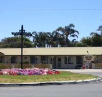 Lakes Entrance Holiday Units - Mackay Tourism