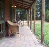 Maroo Cottages - Mackay Tourism