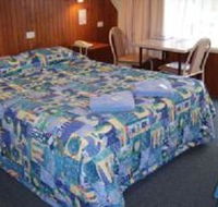 Pelicans Motel San Remo - Mackay Tourism