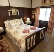 Fernleigh Cottages  Country Barn - Mackay Tourism