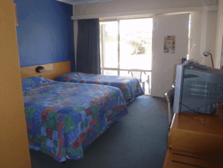 Kalgoorlie Overland Motel - Mackay Tourism 3