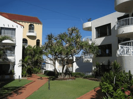 Mykonos Apartments - Mackay Tourism 0