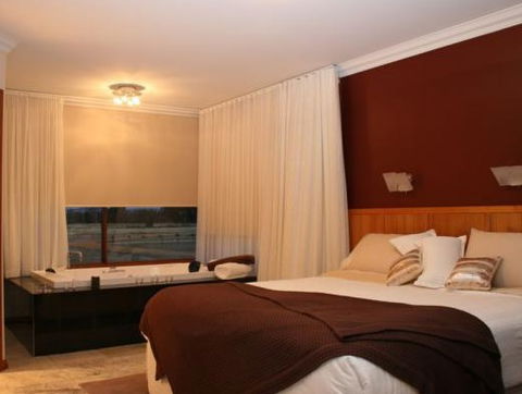 Aurora Cottages - Mackay Tourism 2