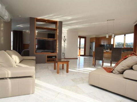 Aurora Cottages - Mackay Tourism 5