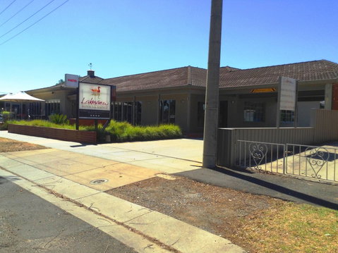 Bendigo Lakeview Motor Inn - Mackay Tourism 1