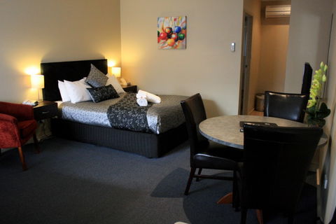 Comfort Inn May Park - Mackay Tourism 0