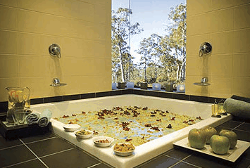 Cradle Mountain Chateau - Mackay Tourism 4