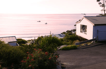 bay of Fires Character Cottage - Mackay Tourism