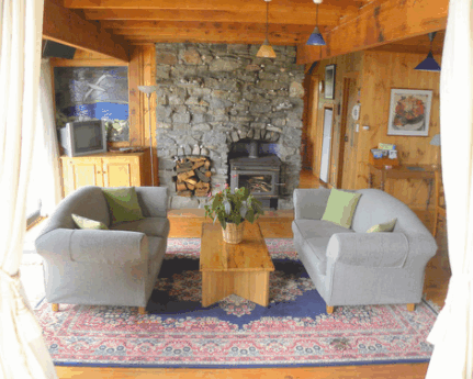 Aurora Beach Cottage - Mackay Tourism 3
