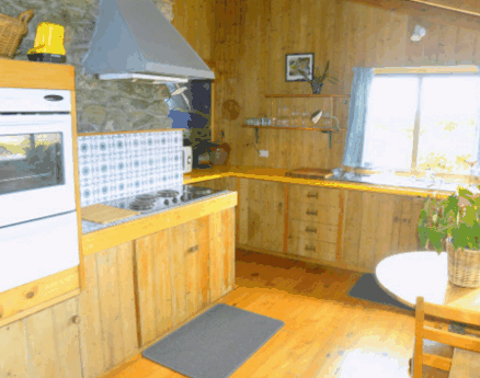 Aurora Beach Cottage - Mackay Tourism 4