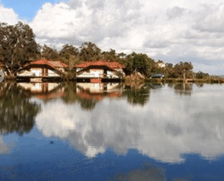 Lakeside Country Resort - Mackay Tourism 0