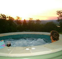 Wallaby Ridge Retreat - Mackay Tourism