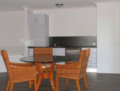 Next Yamba Norfolk Motel - Mackay Tourism 1