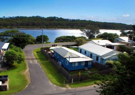 Blue River Shack - Mackay Tourism 2