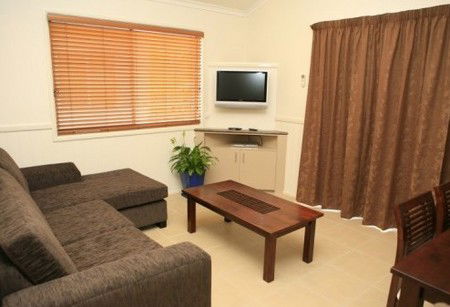 Yamba Waters Holiday Park - Mackay Tourism 3