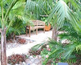 Azura Beach House B&B - Mackay Tourism 2