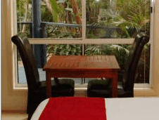 Azura Beach House B&B - Mackay Tourism 3