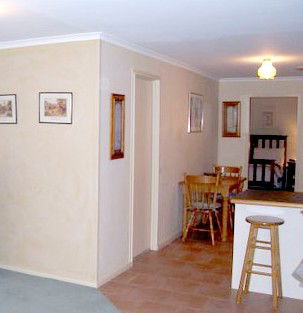 Wagga Wagga Forget Me Not Cottages - Mackay Tourism 2