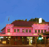 Monarch Motel Hotel - Mackay Tourism