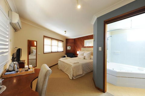 Rooftops Bed & Breakfast - Mackay Tourism 2