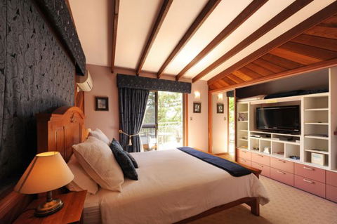 Rooftops Bed & Breakfast - Mackay Tourism 3