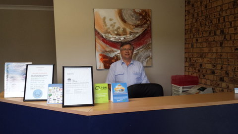 AA Hilldrop Motor Inn - Mackay Tourism 2