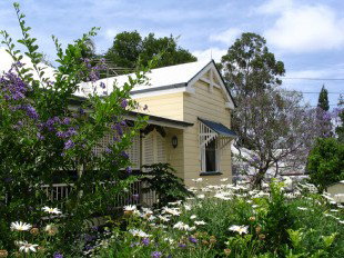 Aynsley Bed And Breakfast - Mackay Tourism 0