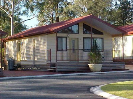 Sydney Getaway Holiday Park & Avina Van Village - Mackay Tourism 0