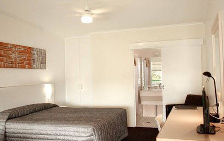Cronulla Motor Inn - Mackay Tourism 2