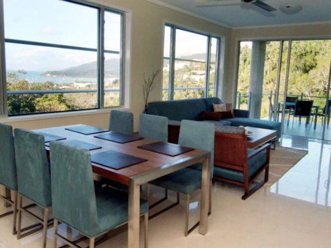 Summit Apartments Airlie Beach - Mackay Tourism 2