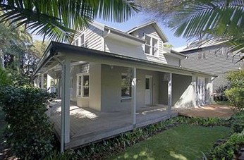 Ayesha's Luxury Beach House - Mackay Tourism 5
